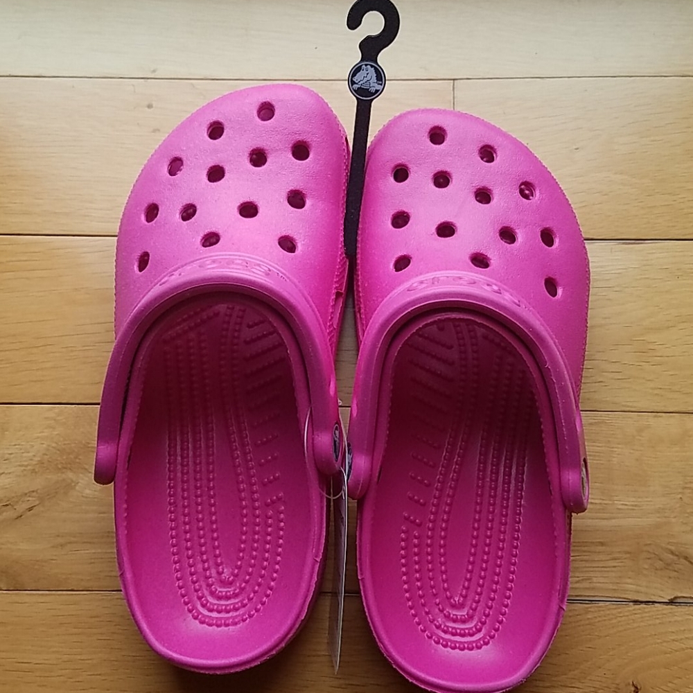 CROCS NWT